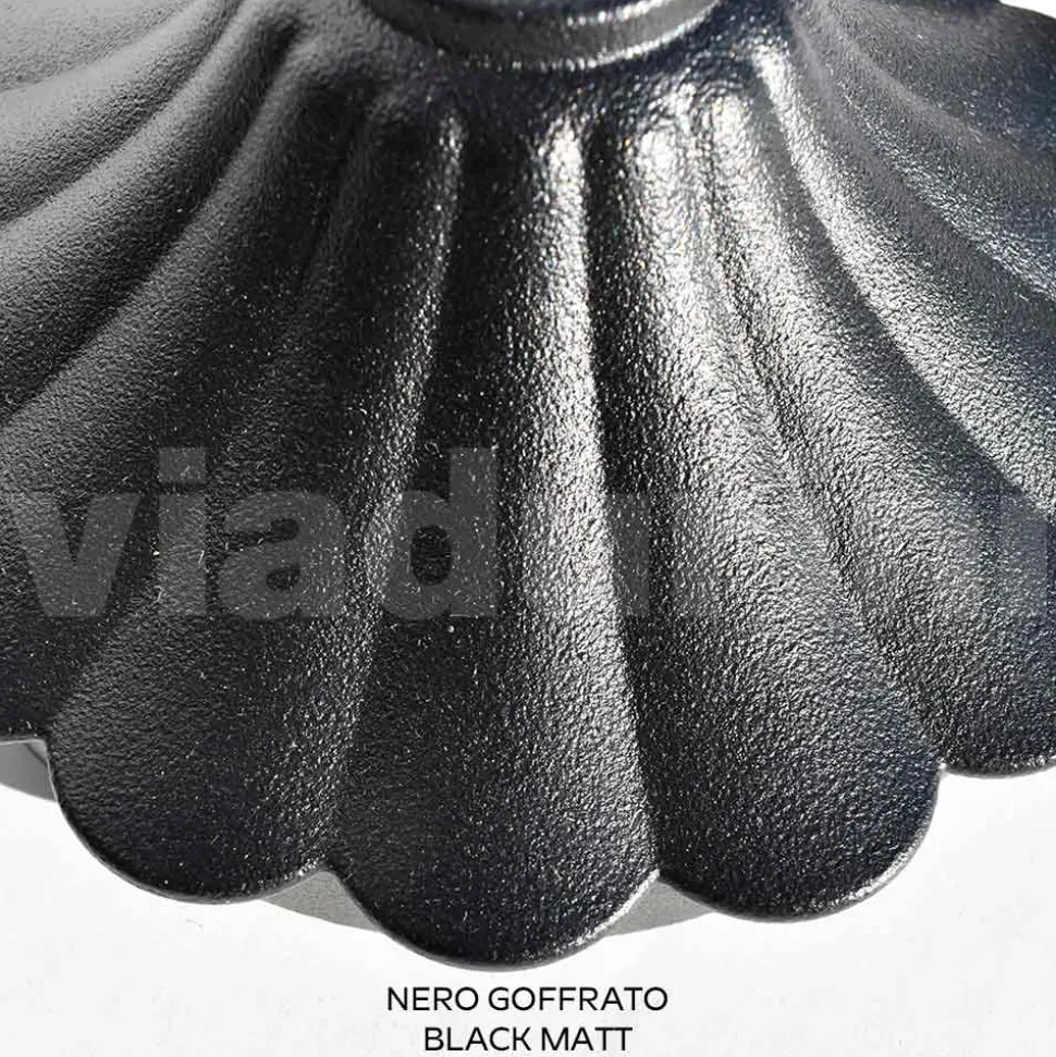 Applique con Sfera in Acrilico e Struttura in Alluminio Pressofuso - Trovanero