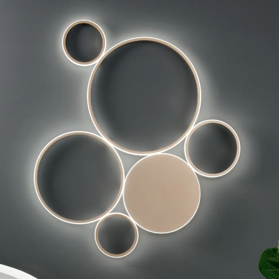 Applique LED Moderna in Metallo Verniciato Finitura Oro o Argento - Punto