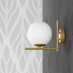 Applique Moderna in Metallo Finitura Ottone e Vetro Opale Made in Italy - Carima