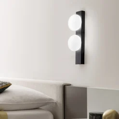 Applique o Plafoniera in Alluminio e Luce in Vetro Soffiato Bianco - Alma