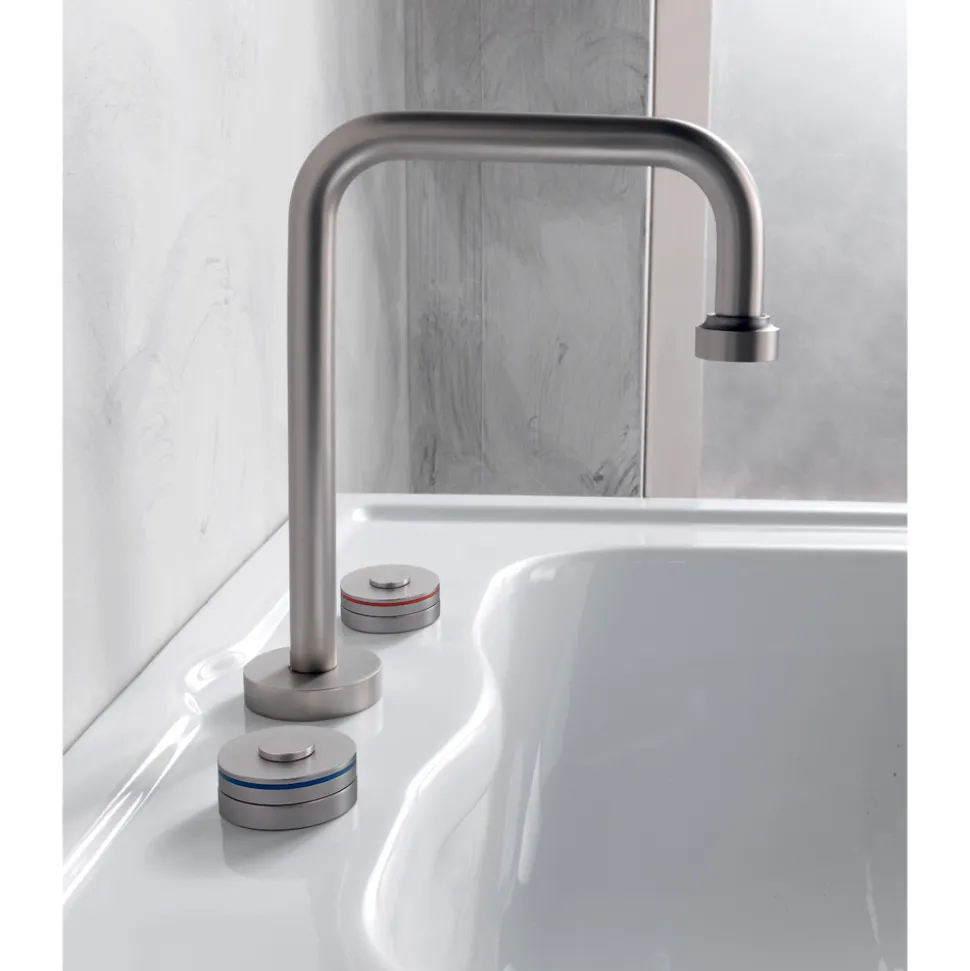 Batteria Lavabo Moderna 3 Fori con Linee Rosso e Blu Made in Italy - Quito