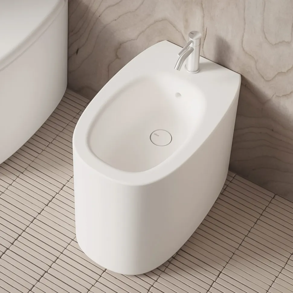 Bidet a Terra in Ceramica di Diversi Colori Made in Italy - Ragazza