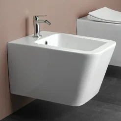 Bidet Monoforo Sospeso in Ceramica Bianca dal Design Moderno Elegante - Giunco