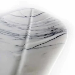 Centrotavola in Marmo Arabescato dalla Forma a Foglia Made in Italy - Treviso