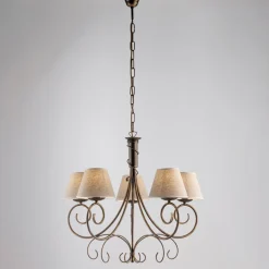 Complemento luminoso in pvc e metallo Made in Italy dal gusto elegante – Draco