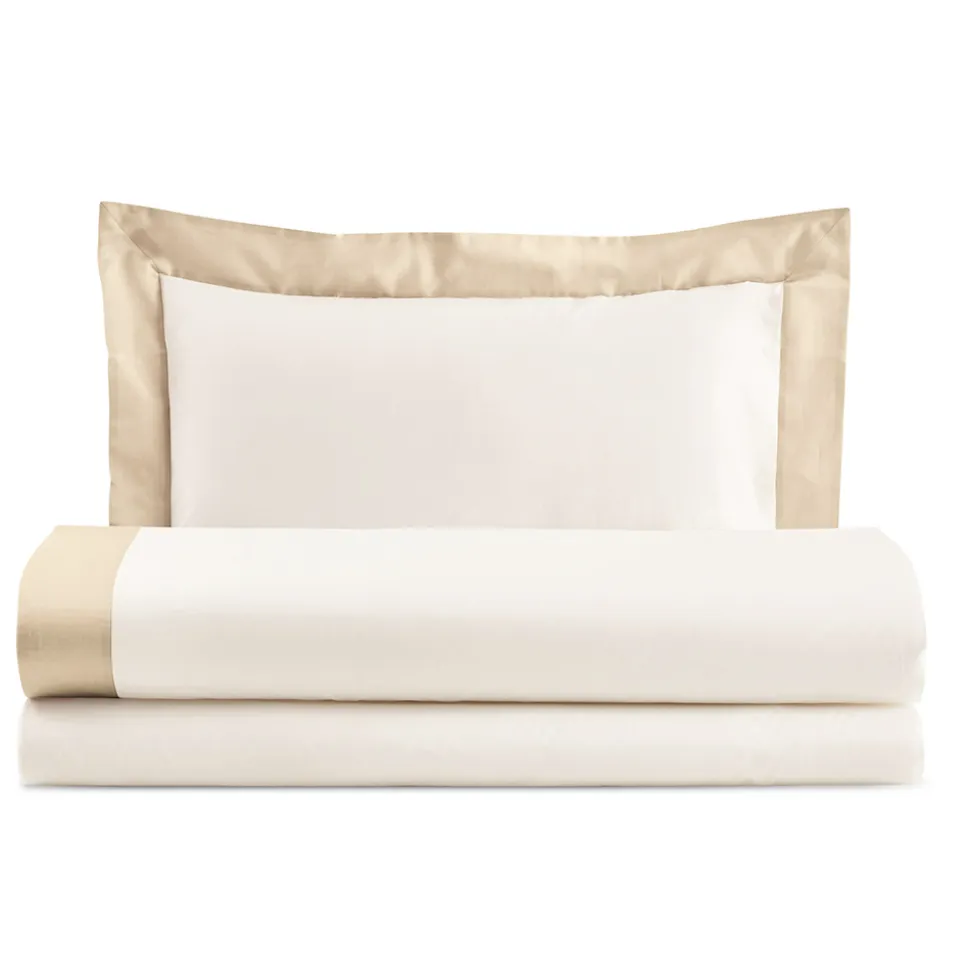 Completo Letto Una Piazza e Mezzo in 100% Cotone e 10% Raso di Cotone - Dettaglio
