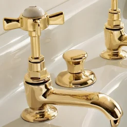 Coppia di Rubinetti per Lavabo Vintage in Ottone Made in Italy – Katerina