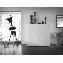 Credenza di design a 2 ante bianca, nera oppure oro modello Flora