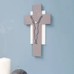 Crocifisso Bianco e Grigio Realizzato con Incisione Laser Made in Italy - Nadia