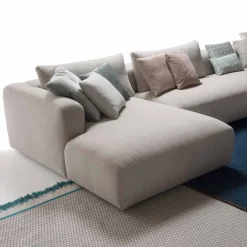 Divano componibile di design in tessuto Softly made in Italy