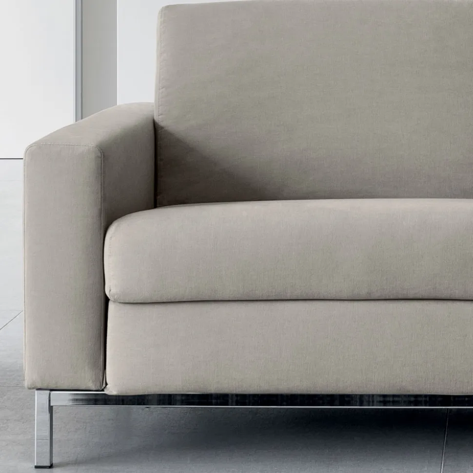 Divano con Apertura a Letto in Metallo e Poliuretano Made in Italy - Folle
