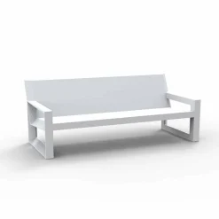 Divano da esterno Frame by Vondom, in resina di polietilene, di design