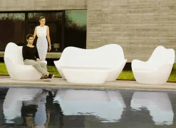 Divano da giardino in polietilene design moderno Sabinas by Vondom