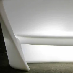 Divano polietilene di design Slide Rap da interno luminoso made Italy
