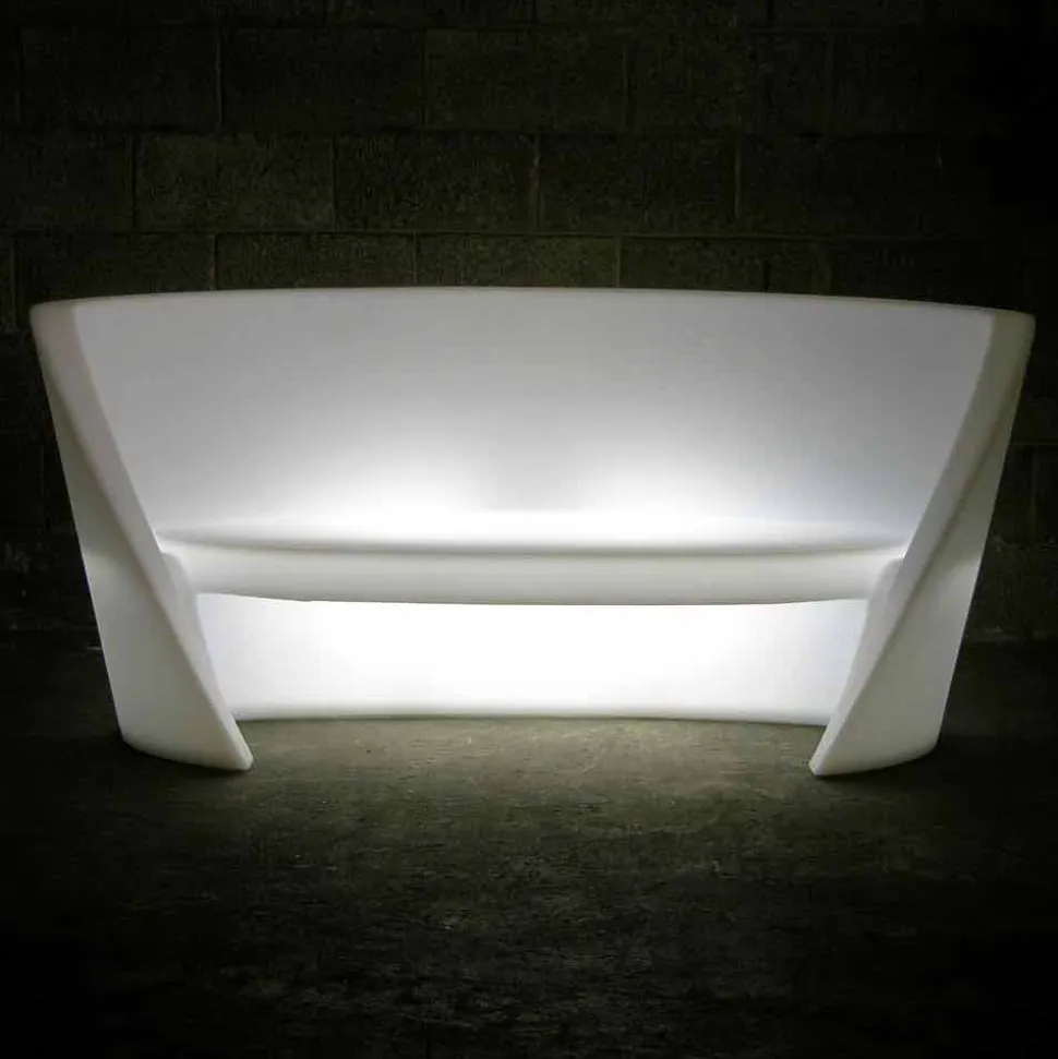 Divano polietilene di design Slide Rap da interno luminoso made Italy