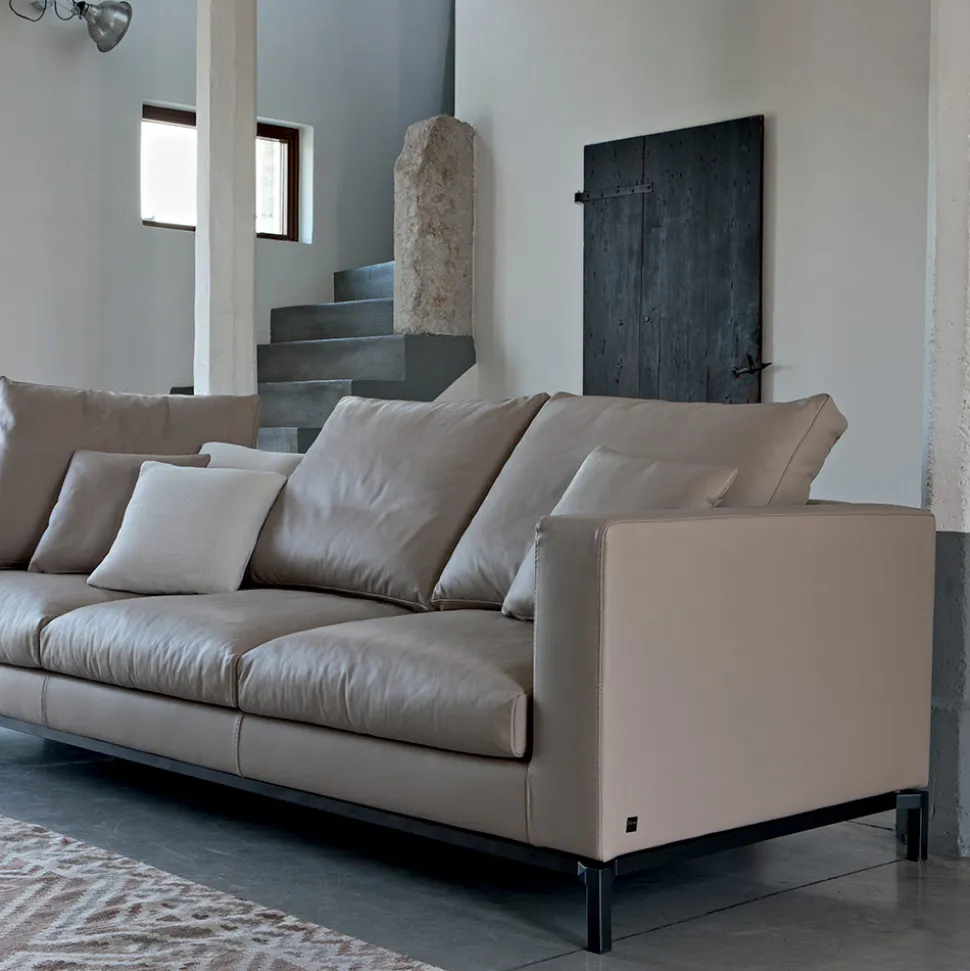Divano 3 Posti da Salotto in Pelle, Legno e Metallo Made in Italy - Bizzarro