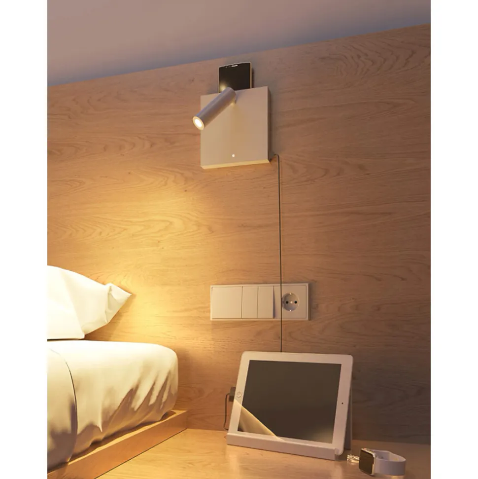 Faretto Applique a Led Orientabile in Alluminio con Porte USB - Paola
