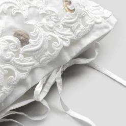 Federa di Lino con Pizzo Bianco per Letto Design di Lusso Made in Italy - Kiss