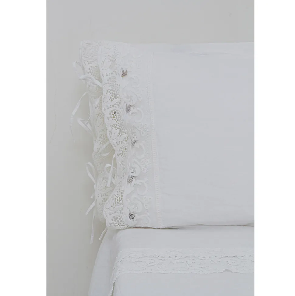 Federa di Lino con Pizzo Bianco per Letto Design di Lusso Made in Italy - Kiss