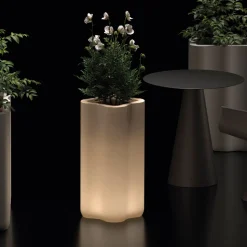 Fioriera a Colonna Luminosa Due Colori in Polietilene Made in Italy - Barbia