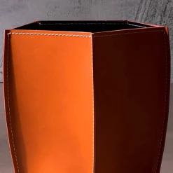 Gettacarte di design in cuoio rigenerato Poligiono, fatto in Italia