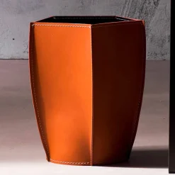 Gettacarte di design in cuoio rigenerato Poligiono, fatto in Italia