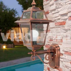 Lampada a muro da giardino in alluminio prodotta in Italia, Kristel