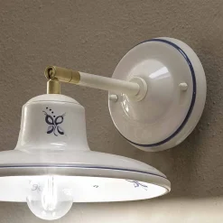 Lampada a Muro in Ceramica Artigianale Decorata a Mano Vintage - Como