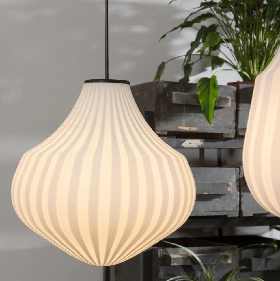 Lampada a Sospensione in Vetro Bianco in Filigrana Design a Punta - Caravan
