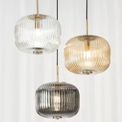 Lampada a Sospensione 3 Luci in Vetro Soffiato Colorato e Metallo - Trissa
