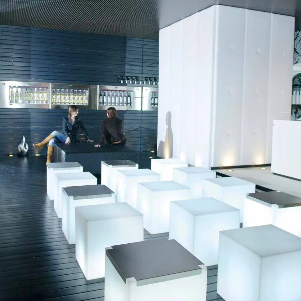Lampada da esterno moderna di design Slide Cube, prodotta in Italia