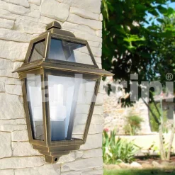 Lampada da parete per esterno classica in alluminio made Italy,Kristel