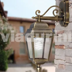 Lampada da parete per esterno in alluminio made in Italy, Aquilina