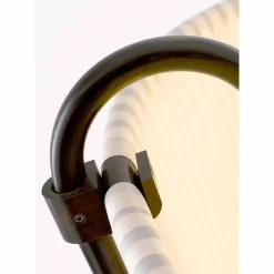 Lampada da terra classica Huà Hikà Aldo Bernardi in ottone e tessuto