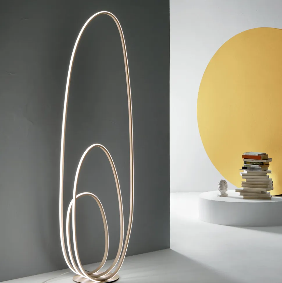 Lampada da Terra Design in Metallo Verniciato Finitura Oro con LED - Simea