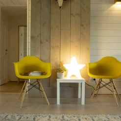 Lampada da Terra Forma a Stella Bianco o Rosso, Design Moderno - Ringostar