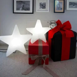 Lampada da Terra Forma a Stella Bianco o Rosso, Design Moderno - Ringostar