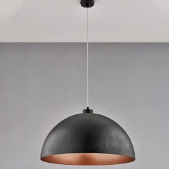 Lampada Elegante in ceramica e Metallo Made in Italy per Interni Raffinati - Deneb