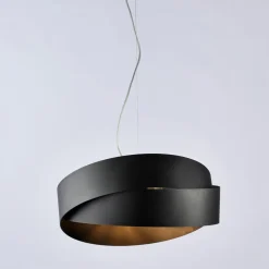 Lampada e metallo ideale per arredare con stile – Nebula