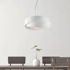 Lampada e metallo ideale per arredare con stile – Nebula