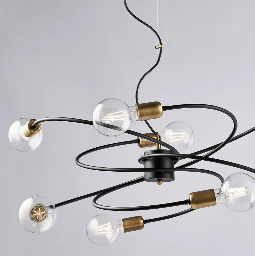 Lampada e metallo Made in Italy per ambienti raffinati – Venere