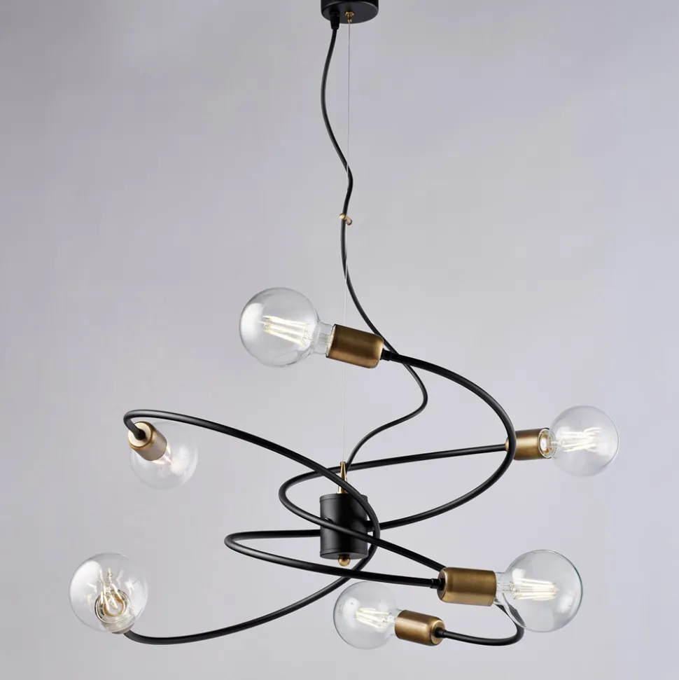 Lampada e metallo Made in Italy per ambienti raffinati – Venere