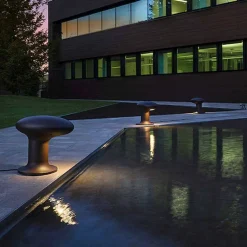 Lampada Led da Giardino in Ghisa Grigio o Marrone di Design - Bitta by Il Fanale