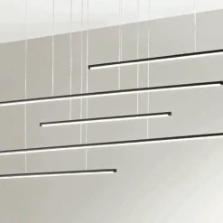 Lampadario con Luci LED Orizzontali in Metallo e Cavetti Regolabili - Arancio