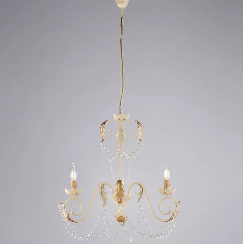 Lampadario in metallo e cristallo per un’illuminazione scenografica – Perla