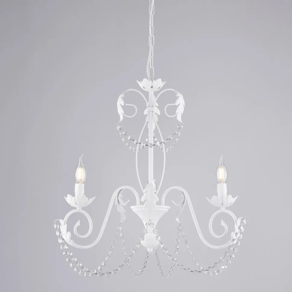 Lampadario in metallo e cristallo per un’illuminazione scenografica – Perla