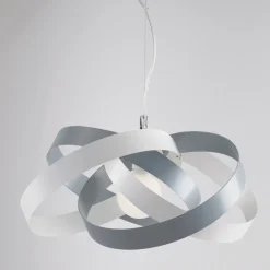 Lampadario in metallo e vetro per illuminare interni con eleganza – Rosmarino