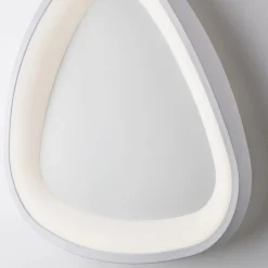 Lampadario in metallo Made in Italy dal gusto ricercato – Voyager
