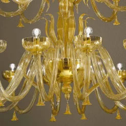 Lampadario in Vetro Veneziano e Oro Artigianale a 28 Luci Made in Italy - Regina