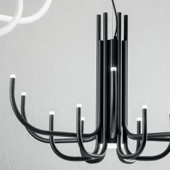 Lampadario LED 13 Luci in Metallo Verniciato Bianco, Nero o Oro - Scorpio
